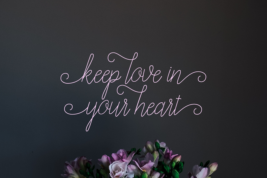 Alexandrea Script Free Font