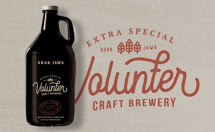 Hesland Vintage Script Font