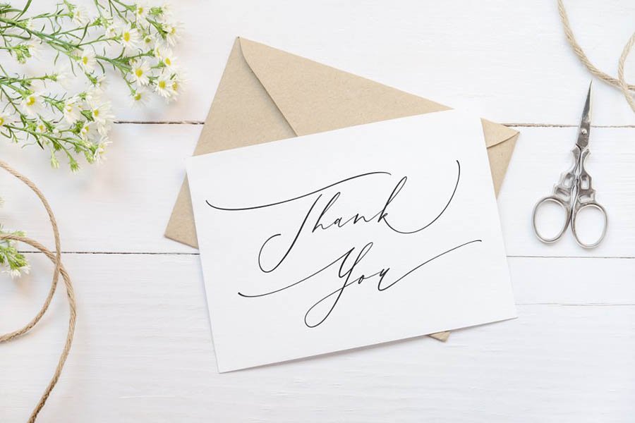Month Glade Script Font