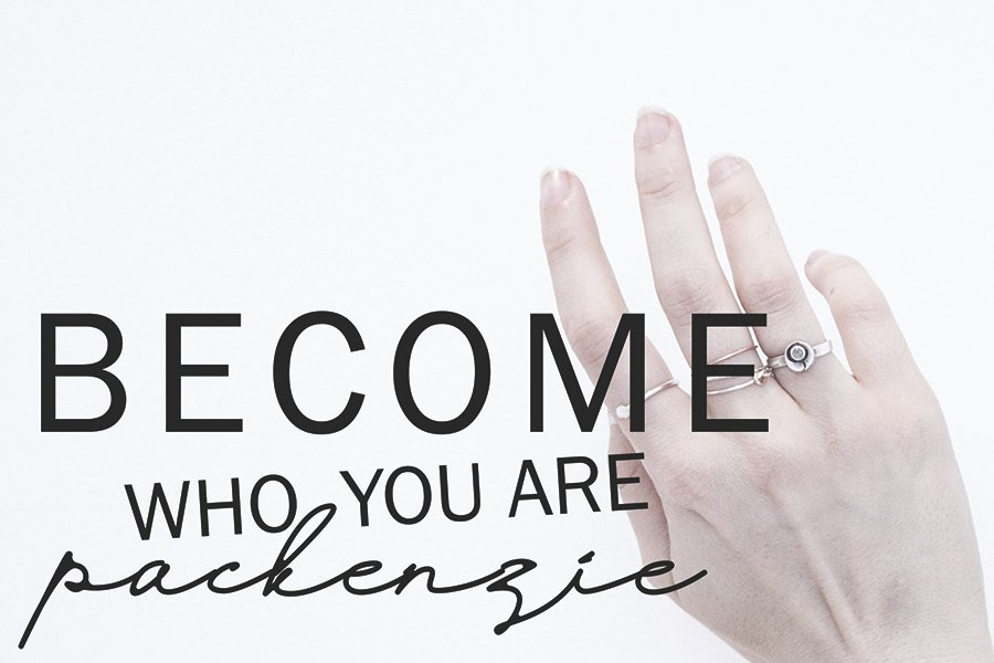 Selfiana Handwritten Font